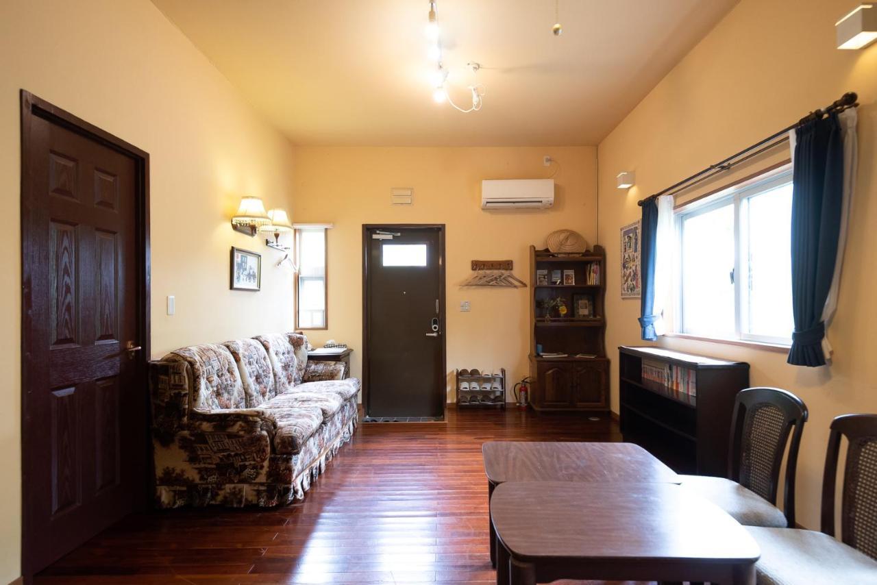 コテージなかどまり Apartment Onna Exterior foto